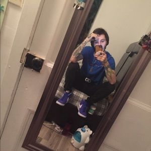 Meet your Posher, Byron